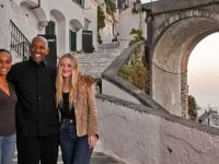 The Equalizer 3: blitz dei carabinieri sul set di Maiori, trovati 120 grammi di droga, due arresti