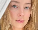 Amber Heard abbandona Twitter una settimana dopo l'acquisizione da parte di Elon Musk