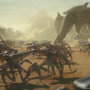 Starship Troopers - Fanteria dello spazio: una scena del film