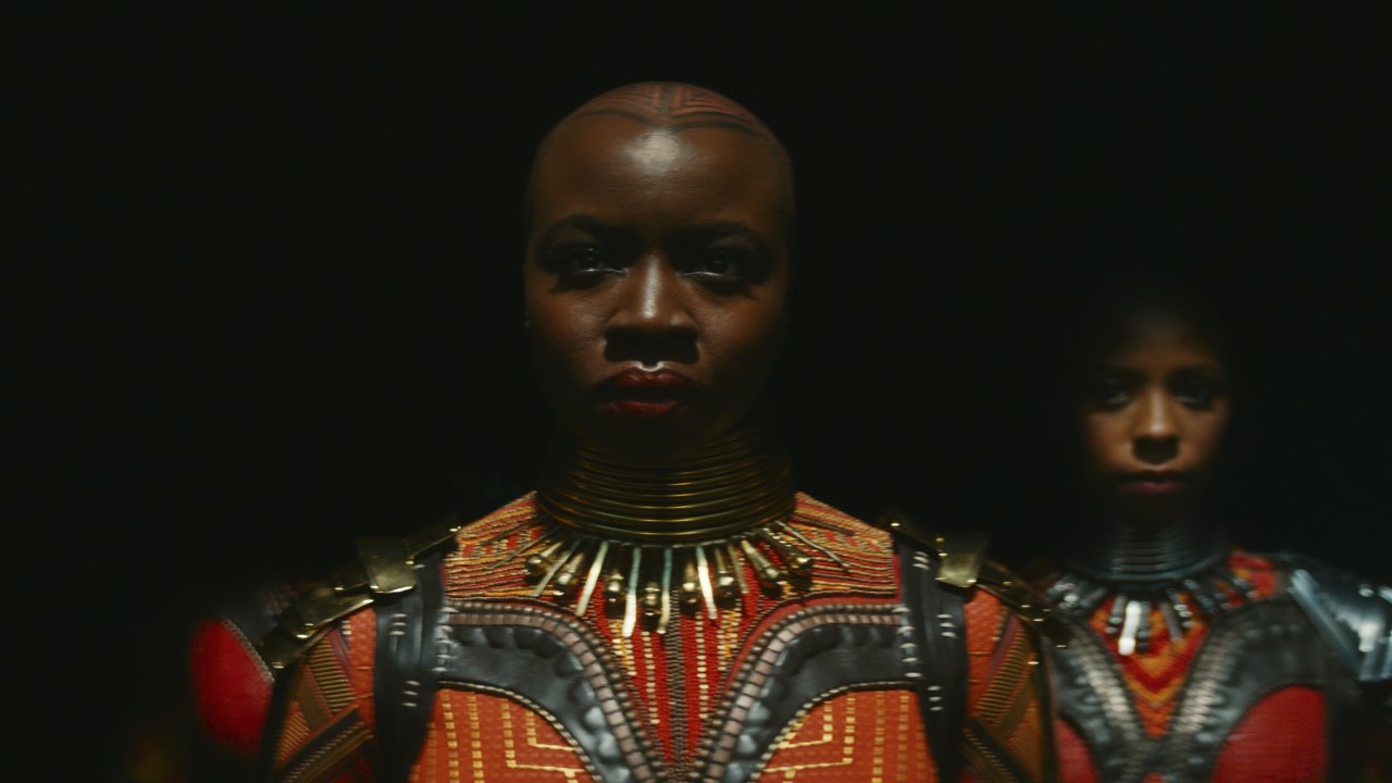 Black Panther: Wakanda Forever guida il box office USA del Ringraziamento, flop del film Disney Strange World