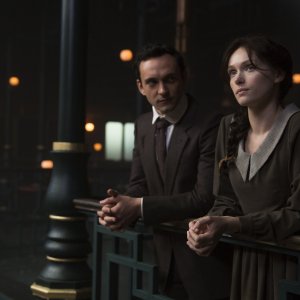 The Land of Dreams: George Blagden, Caterina Shulha durante una scena