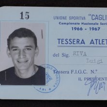 Gigi Riva - Nel nostro cielo un rombo di tuono: una foto del documentario