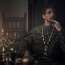 Medieval: Matthew Goode in una scena del film
