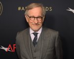 Steven Spielberg critica Warner per la distribuzione dei film su HBO Max, ma non condanna lo streaming
