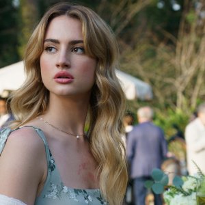 Tell Me Lies: Grace Van Patten in una scena della serie