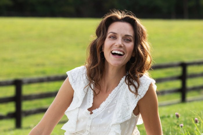 Hilarie Burton Morgan sulle dichiarazioni di Candace Cameron Bure: 'è una bigotta'