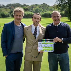 La lunga notte: Alessio Boni sul set con il produttore Luca Barbareschi
