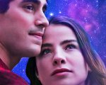Oltre l'universo, la recensione: su Netflix una storia d'amore e malattia