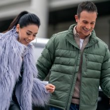 Natale con te: Aimee Garcia e Freddie Prinze Jr. in una foto