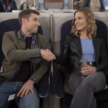 The People We Hate at the Wedding: Kristen Bell, Dustin Milligan in un'immagine