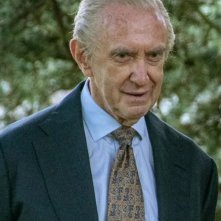 The Crown 5: Jonathan Pryce in una scena