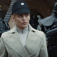 Andor: Denise Gough in una scena