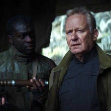 Andor: Stellan Skarsgård in una scena