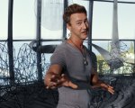Glass Onion: Rian Johnson era tentato di modificare il film 'centinaia di volte al giorno'