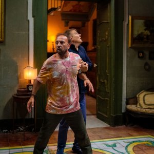 Tre uomini e un fantasma: Domenico Manfredi e Francesco De Fraia in una scena del film