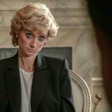 The Crown 5: Elizabeth Debicki è Lady Diana nella serie Netflix