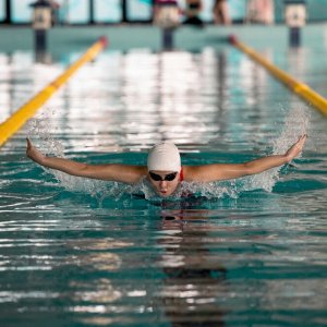 The Swimmers: una scena del film