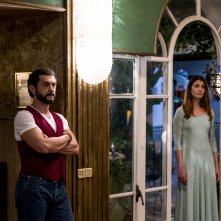Vicini di casa: Vinicio Marchioni, Valentina Lodovini, Vittoria Puccini in una scena del film