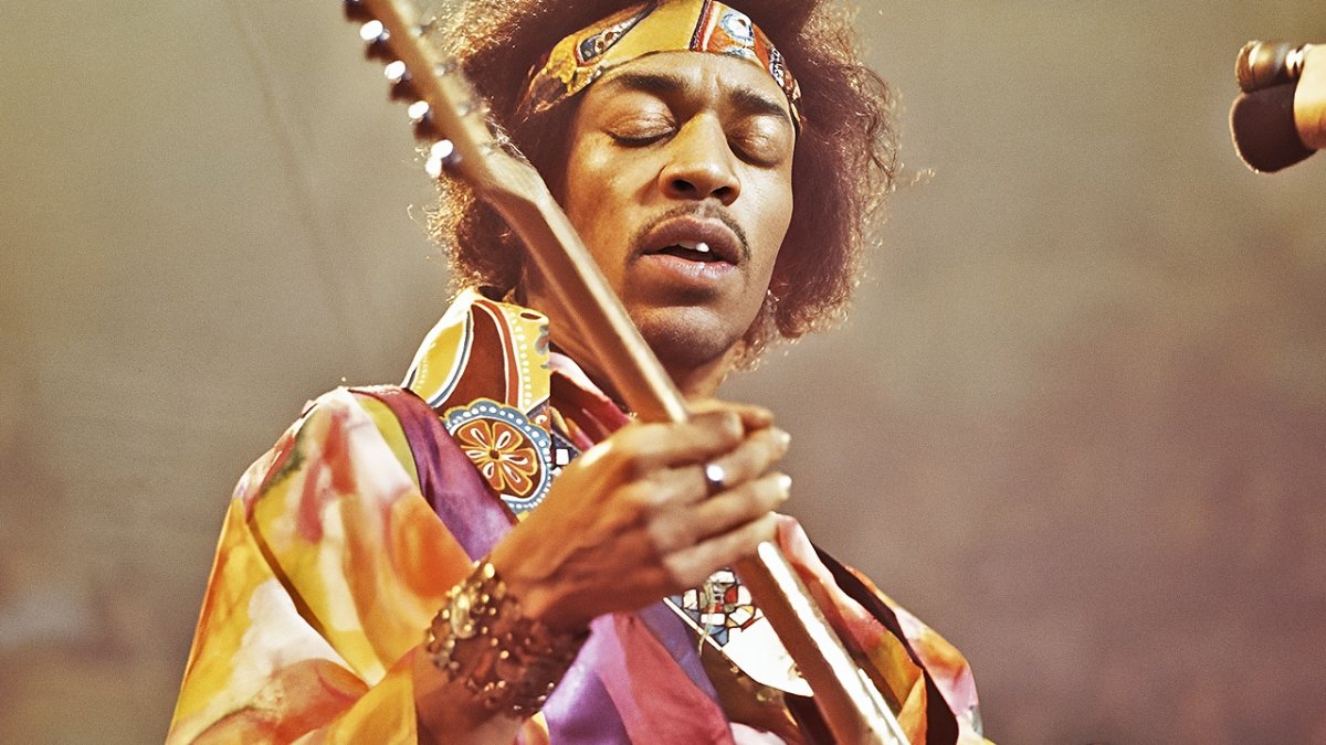 Jimi Hendrix: 80 anni fa nasceva il più grande chitarrista della storia del rock