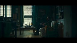 Tra le onde -Trailer