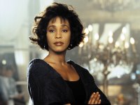 Guardia del corpo, Kevin Costner rivela: 'Non volevano Whitney Houston perché era nera'