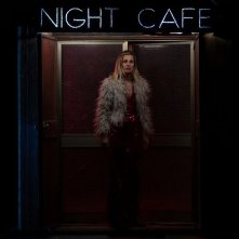 Tra le onde: una foto del film