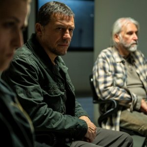 Ipersonnia: Stefano Accorsi in una scena