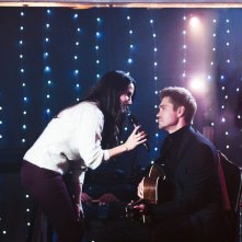 Il Natale di Angel Falls: Chad Michael Murray, Jessica Lowndes in una scena