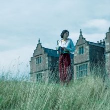 L'amante di Lady Chatterley: Emma Corrin in una scena