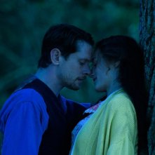 L'amante di Lady Chatterley: Emma Corrin, Jack O'Connell in un'immagine