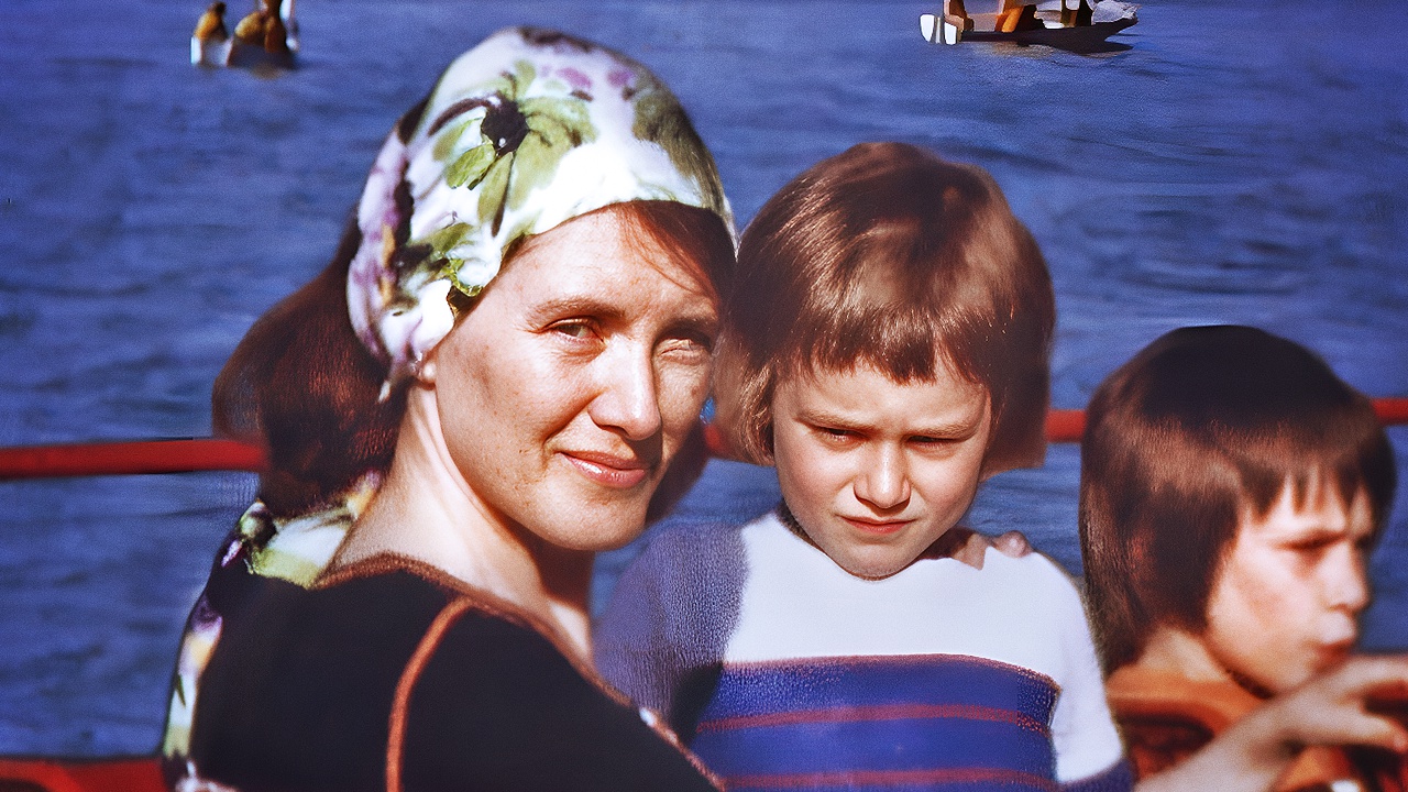 Annie Ernaux - I miei anni Super 8, la recensione: la ripresa del ricordo