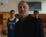 Woody Harrelson è un allenatore di basket caduto in disgrazia nel trailer di Champions