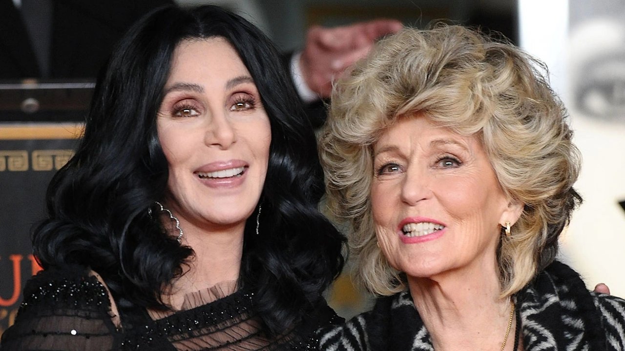 Georgia Holt: è morta la madre di Cher, aveva 96 anni