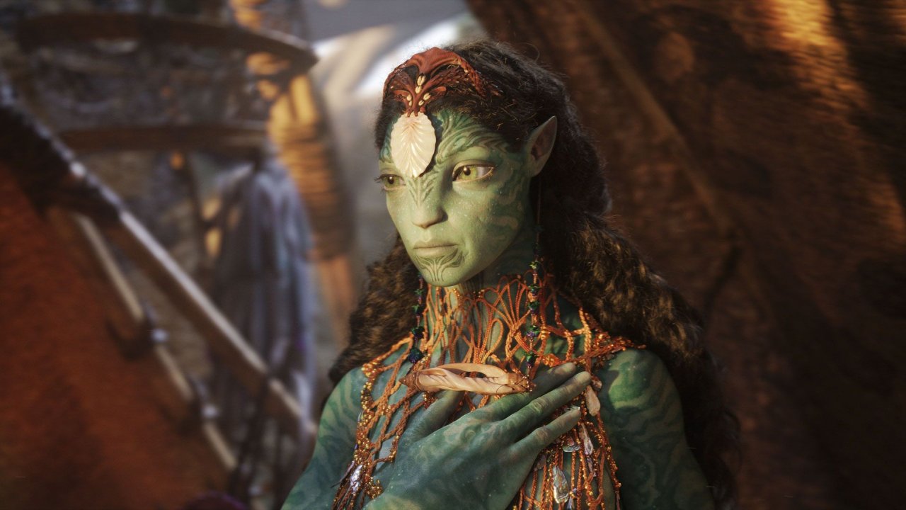 Avatar: La Via dell'Acqua, Kate Winslet spiega perché il suo personaggio non si fida di Jake e Neytiri