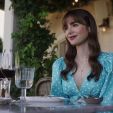 Emily in Paris 3: Lily Collins in una scena