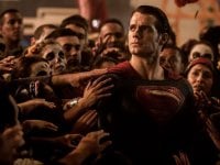 Henry Cavill non sarà più Superman: le reazioni delle star e dei produttori DC al sorprendente annuncio