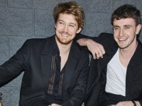 Joe Alwyn e Paul Mescal, star di Normal People e Conversations With Friends, hanno parlato dell'ansia da set