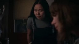 Showing Up - Trailer