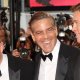 Matt Damon su quella volta in cui George Clooney ha defecato nella lettiera del gatto di Richard Kind