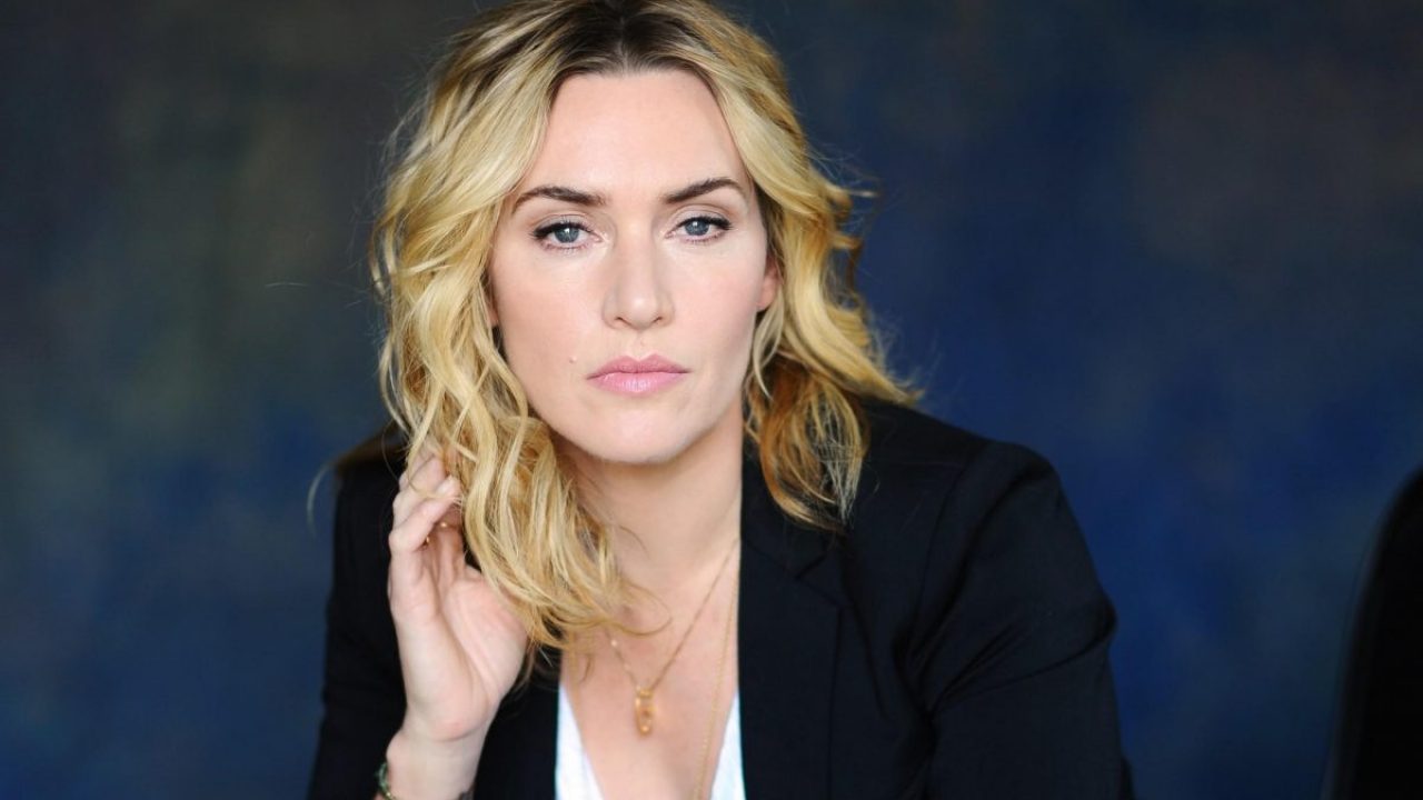 Titanic, Kate Winslet sulla scena della zattera: 'Ci saremmo entrati entrambi? Non lo so, c**zo'