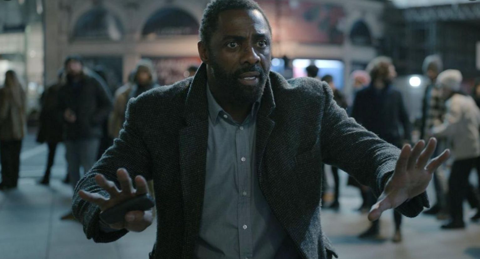 Luther: Netflix svela il titolo ufficiale, la data di uscita e le nuove foto di Idris Elba