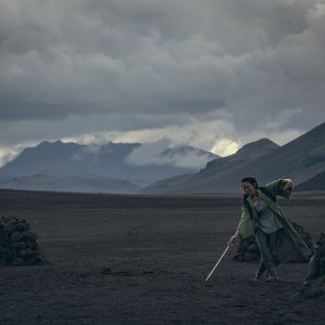 The Witcher: Blood Origin - Michelle Yeoh nei panni di Scian in una scena della serie Netflix