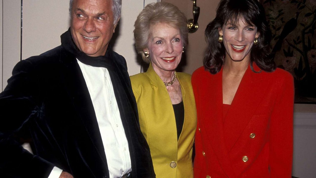 Jamie Lee Curtis contro gli articoli sui 'nepo baby': 'Ideati per provare a sminuire, denigrare e ferire'