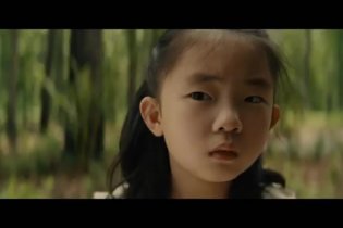 Bussano Alla Porta -  Trailer Italiano 2