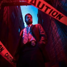 American Horror Story 11: Kal Penn in una scena