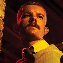 American Horror Story 11: Russel Tovey in una scena