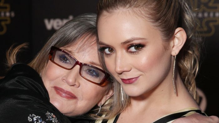 Billie Lourd ricorda la madre Carrie Fisher a 6 anni dalla morte: "La vita può essere magica e dolorosa"