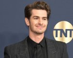 Knives Out 3: i fan vorrebbero nel cast Andrew Garfield