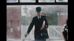 Living - Trailer Italiano