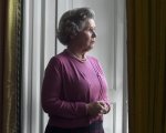 The Crown, Peter Morgan: 'Chi ha criticato la serie come Judi Dench e John Major si sentirà uno stupido'